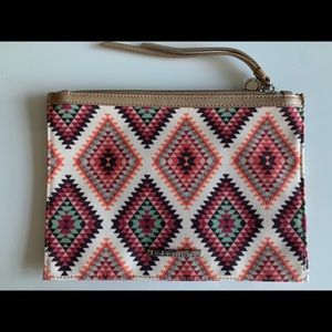 BCBGMAXAZRIA PURSE (Clutch)